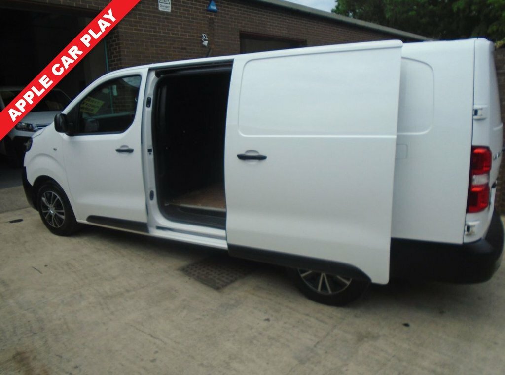 Vauxhall Vivaro 1.5L Dynamic 6Dr White #4