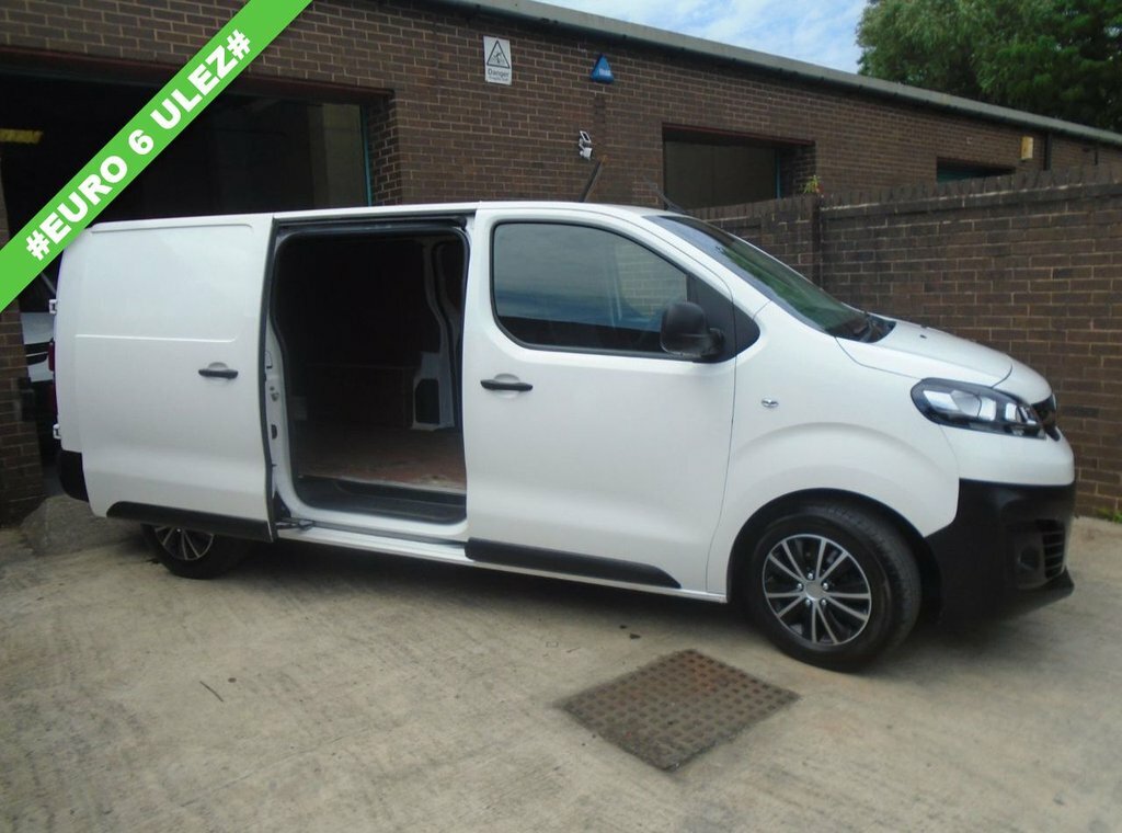 Vauxhall Vivaro 1.5L Dynamic 6Dr White #3