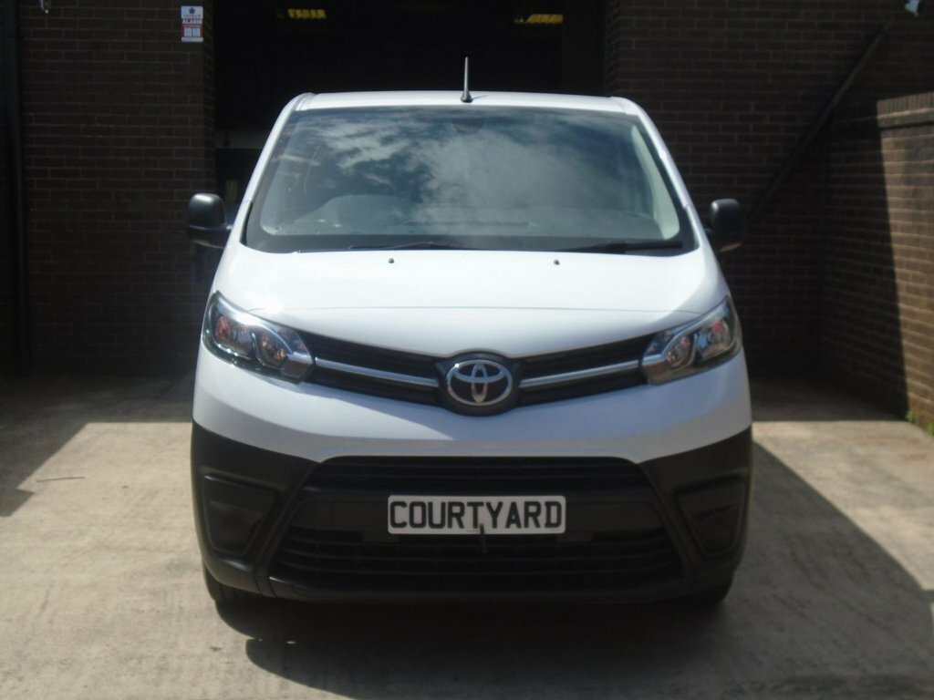 Toyota PROACE 2L Icon 6Dr White #6