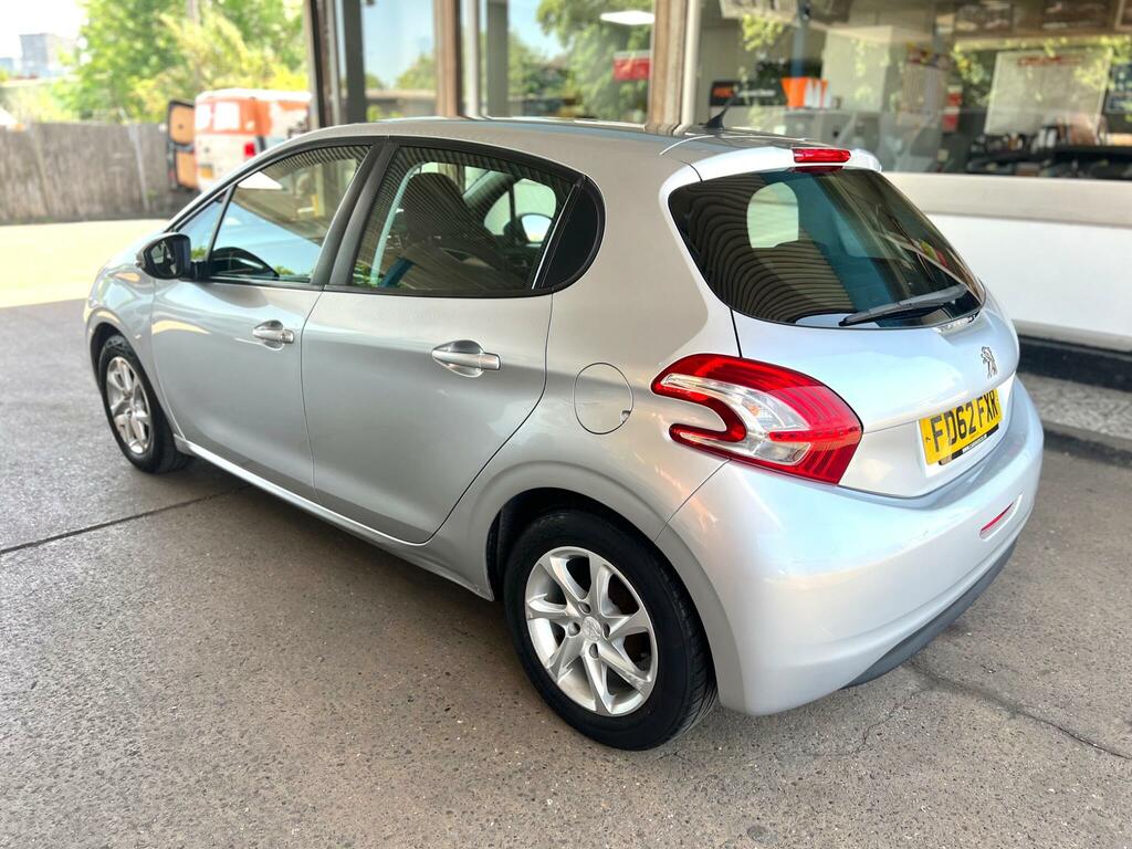 Peugeot 208 1.4 Hdi Active Euro 5 Silver #5