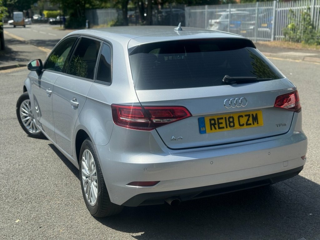 Audi A3 1L Se Technik Silver #5
