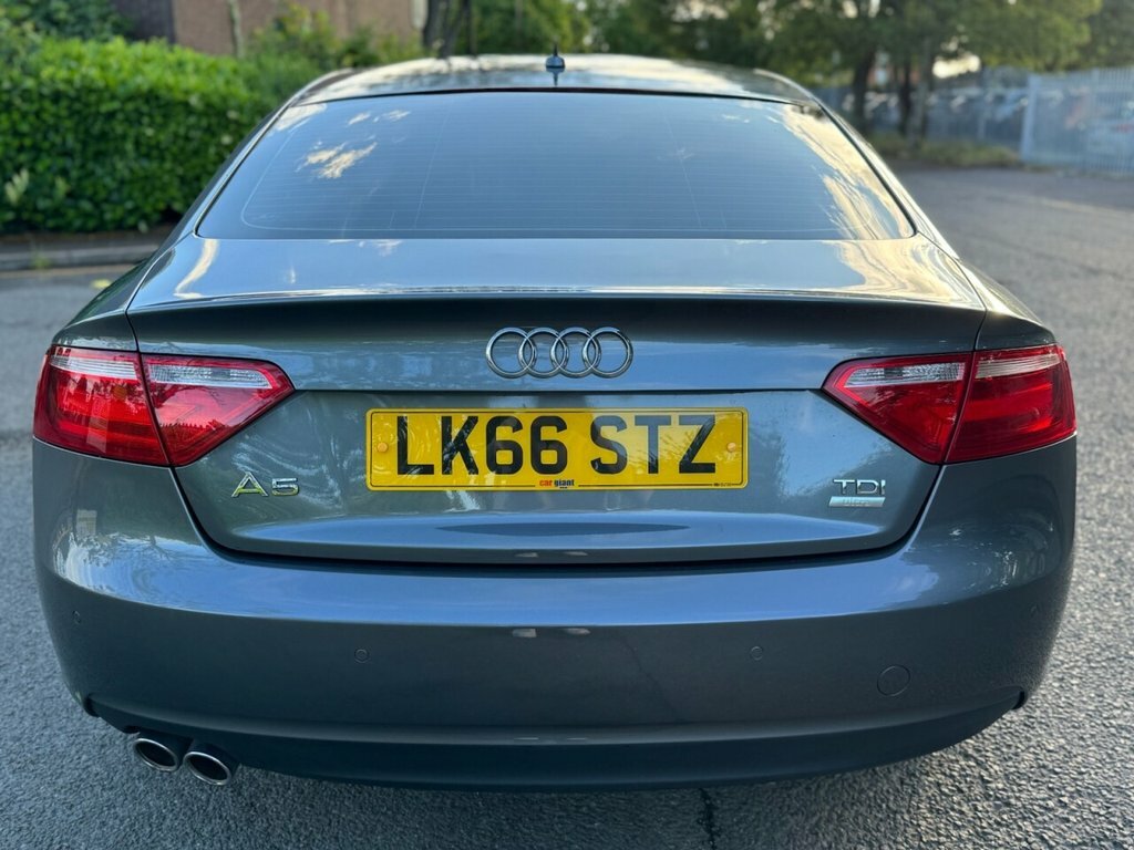 Audi A5 2L Se Technik LK66STZ Grey #4