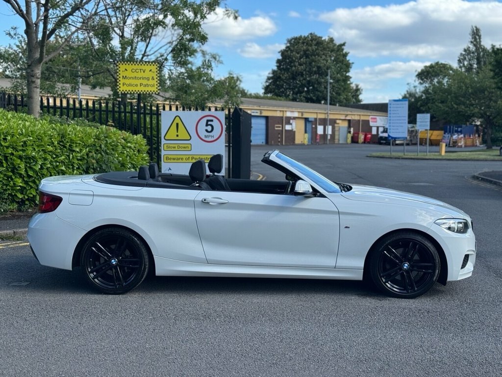 BMW 2 Series 2L M Sport FL70KPN White #4