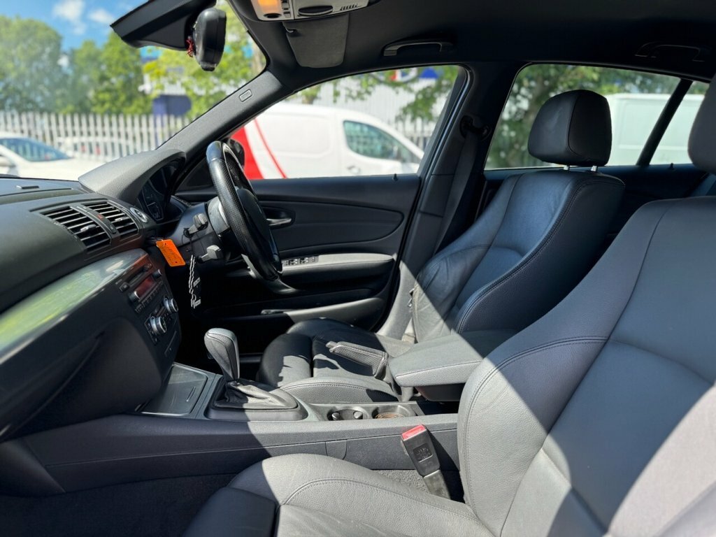 BMW 1 Series Es Silver #23