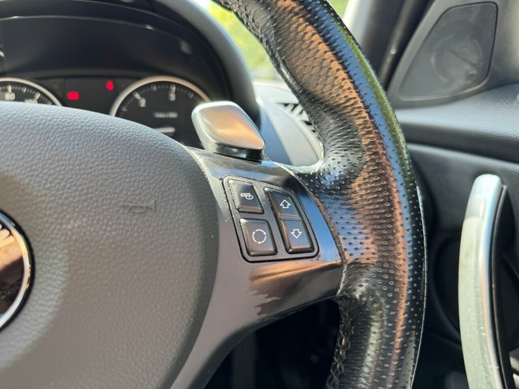BMW 1 Series Es Silver #15