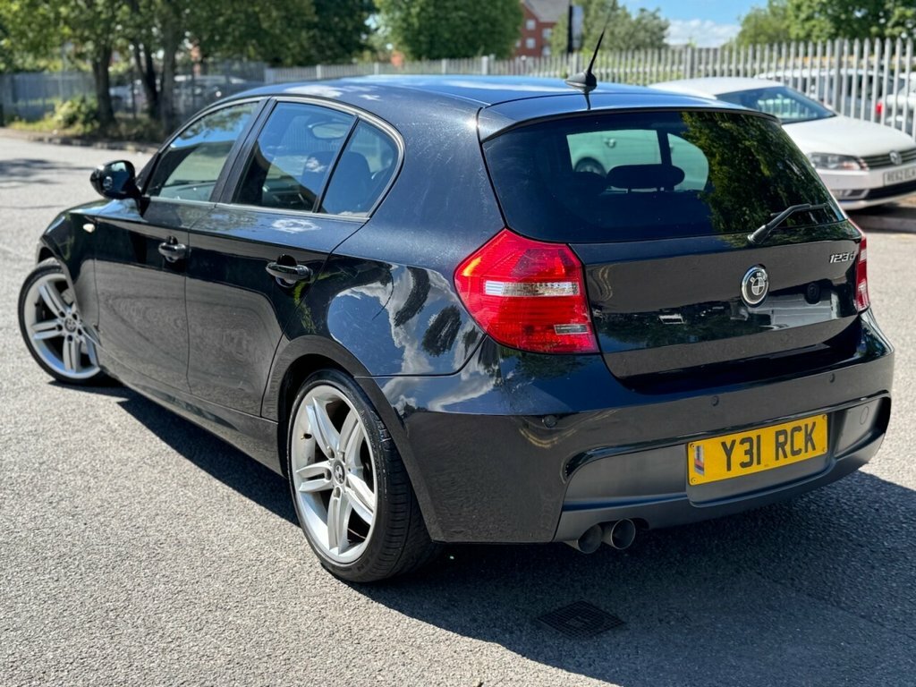 BMW 1 Series Es Silver #5