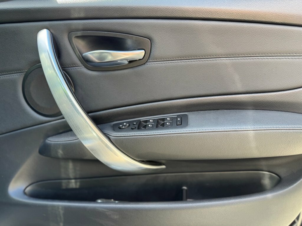 BMW 1 Series Es Silver #18