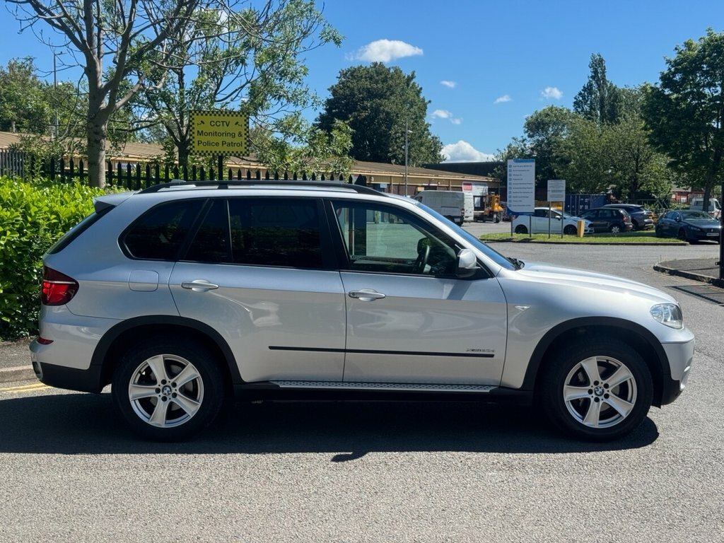 BMW X5 3L M Sport Black #2