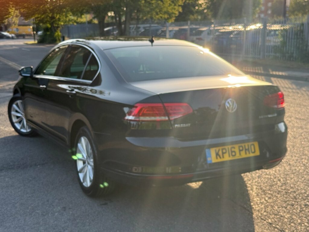 Volkswagen Passat 2L Se Business Black #5