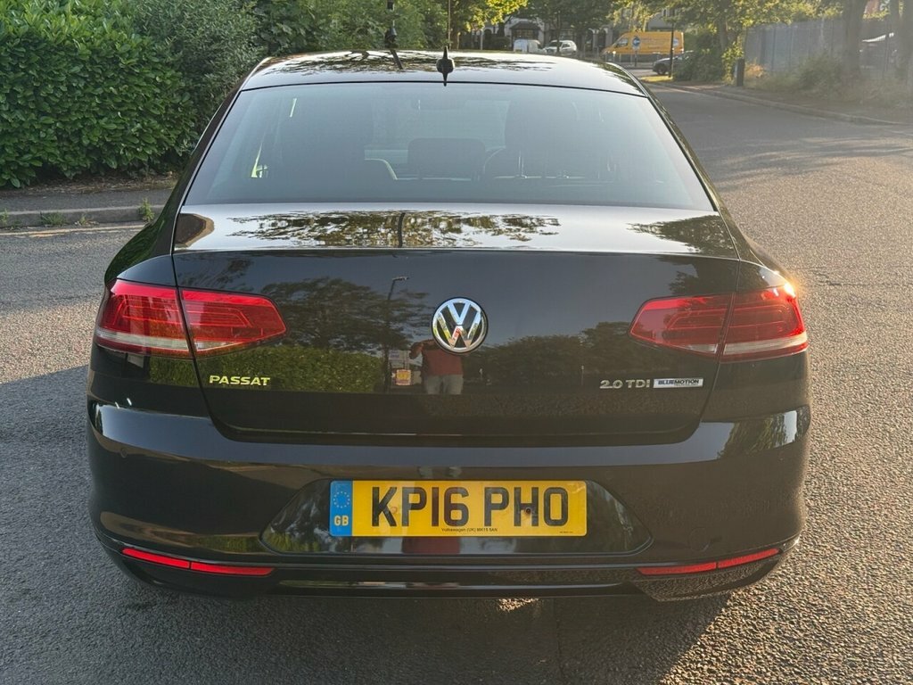 Volkswagen Passat 2L Se Business Black #6