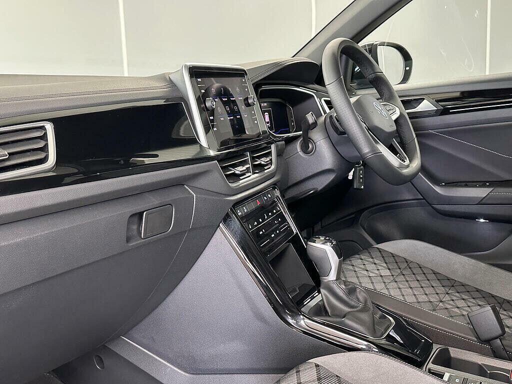 Volkswagen T-Roc 5,193 Deposit 8.9 Representative Apr Pcp DA75PZH Black #2