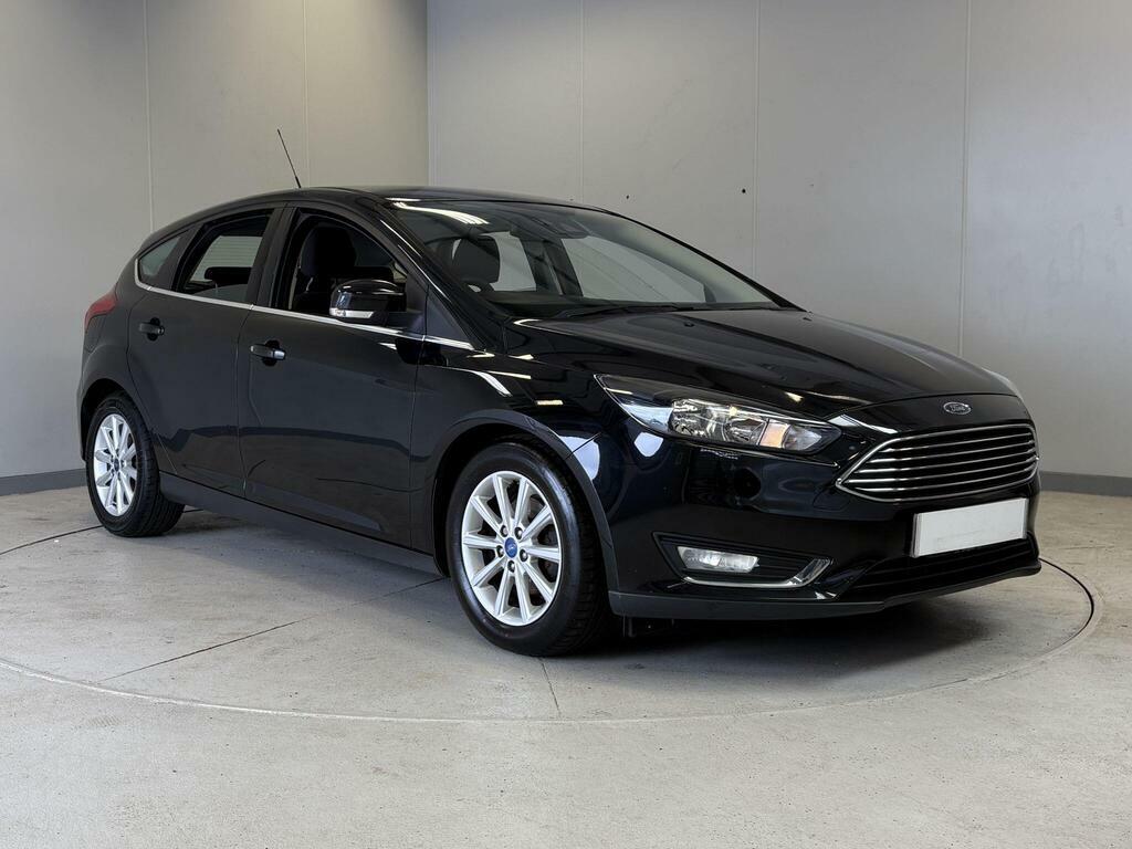 Ford Focus 1.0T Ecoboost Titanium Euro 6 Ss Black