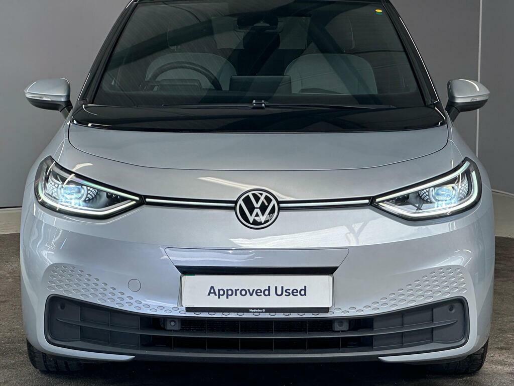 Volkswagen ID.3 Pro Performance 58Kwh Family NG21UWK Silver #2
