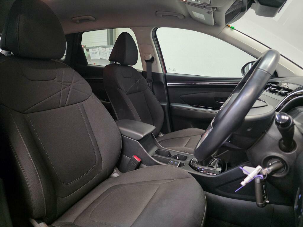 Hyundai Tucson 1.6 T-gdi Se Connect Euro 6 Ss YE71RVA Red #2