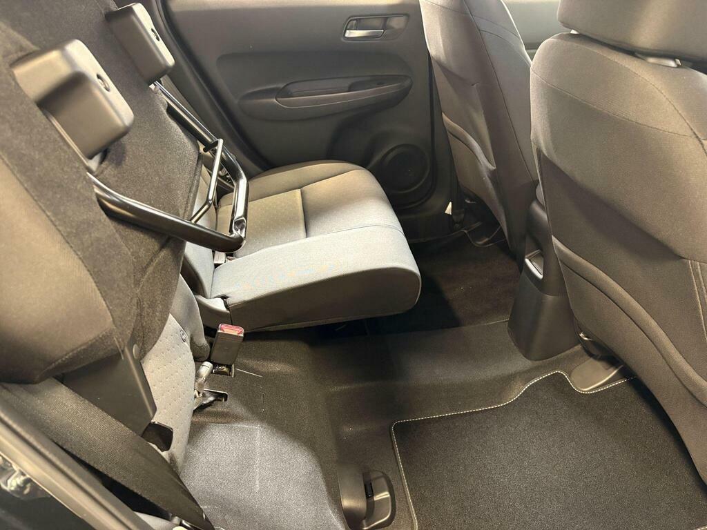 Honda Jazz Jazz 1.5 I-mmd Hybrid Advance Ecvt Blue #19