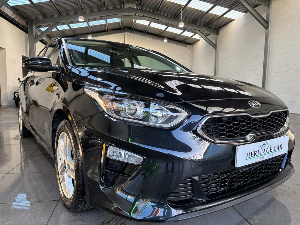 Kia Ceed Hatchback 1.6 Crdi Eco 2 Euro 6 Ss 201968 Black
