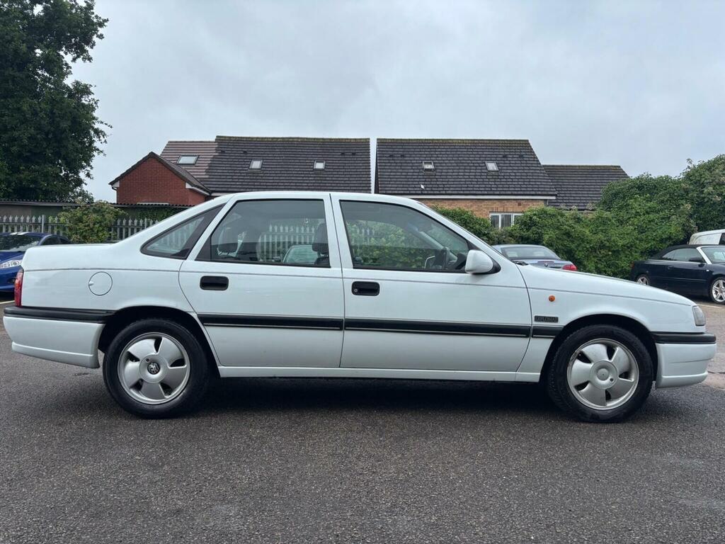 Vauxhall Cavalier Saloon 2.0I Diplomat 1994L TEMP236 White #6