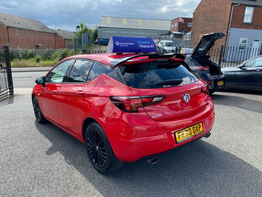 Vauxhall Astra 1.4L Elite Nav Red #4