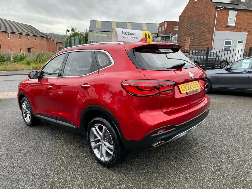 MG HS 1.5L Excite Red #4