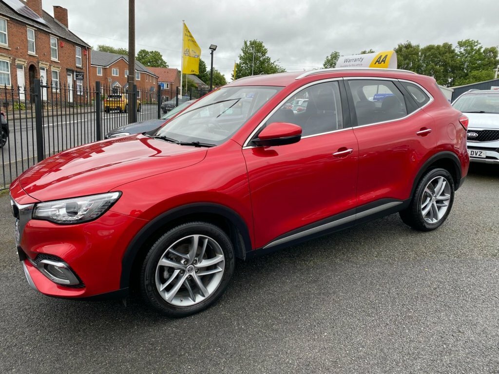 MG HS 1.5L Excite Red #3