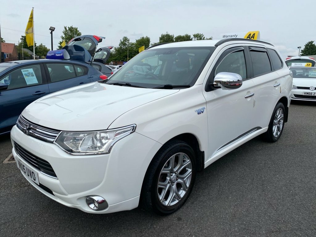Mitsubishi Outlander 2L Gx3h White #3