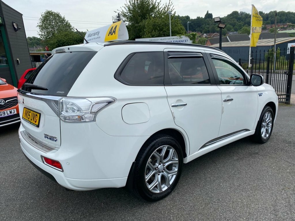 Mitsubishi Outlander 2L Gx3h White #6