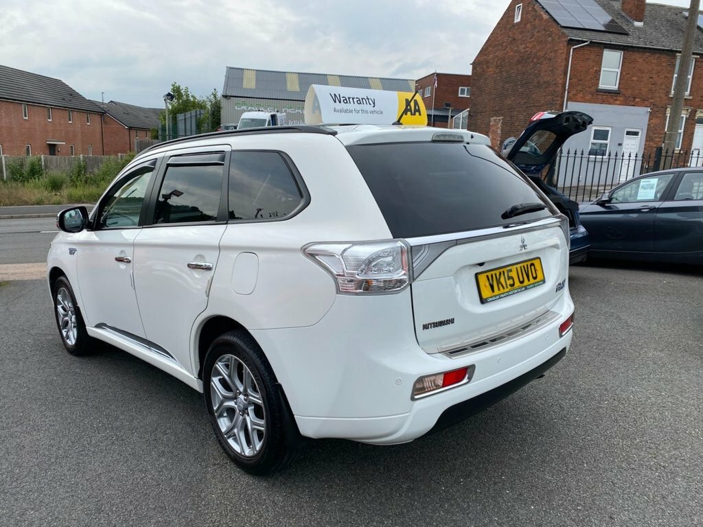 Mitsubishi Outlander 2L Gx3h White #4