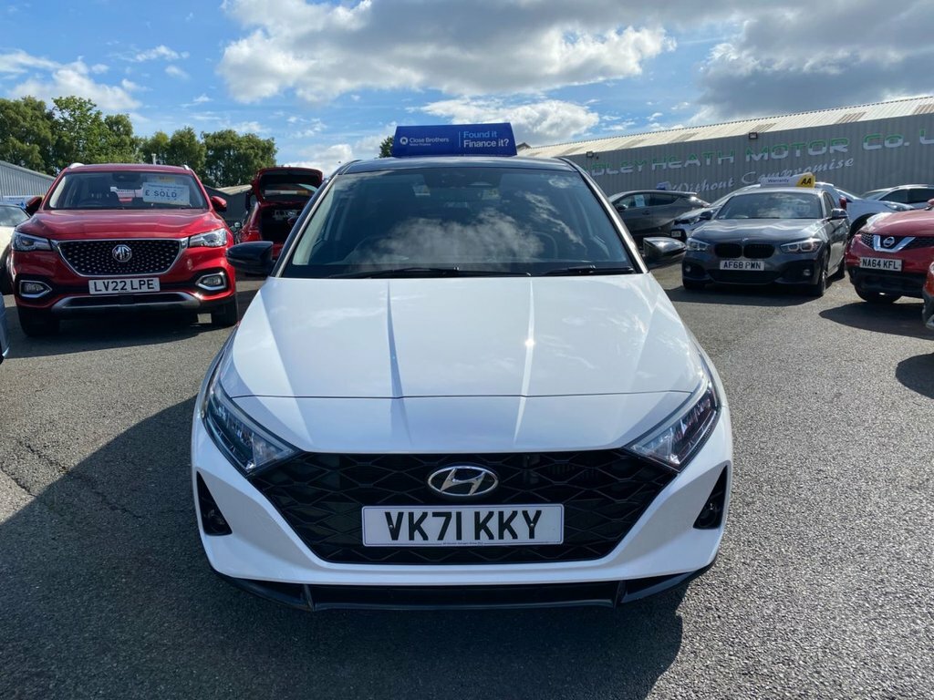 Hyundai I20 1L Se Connect White #2