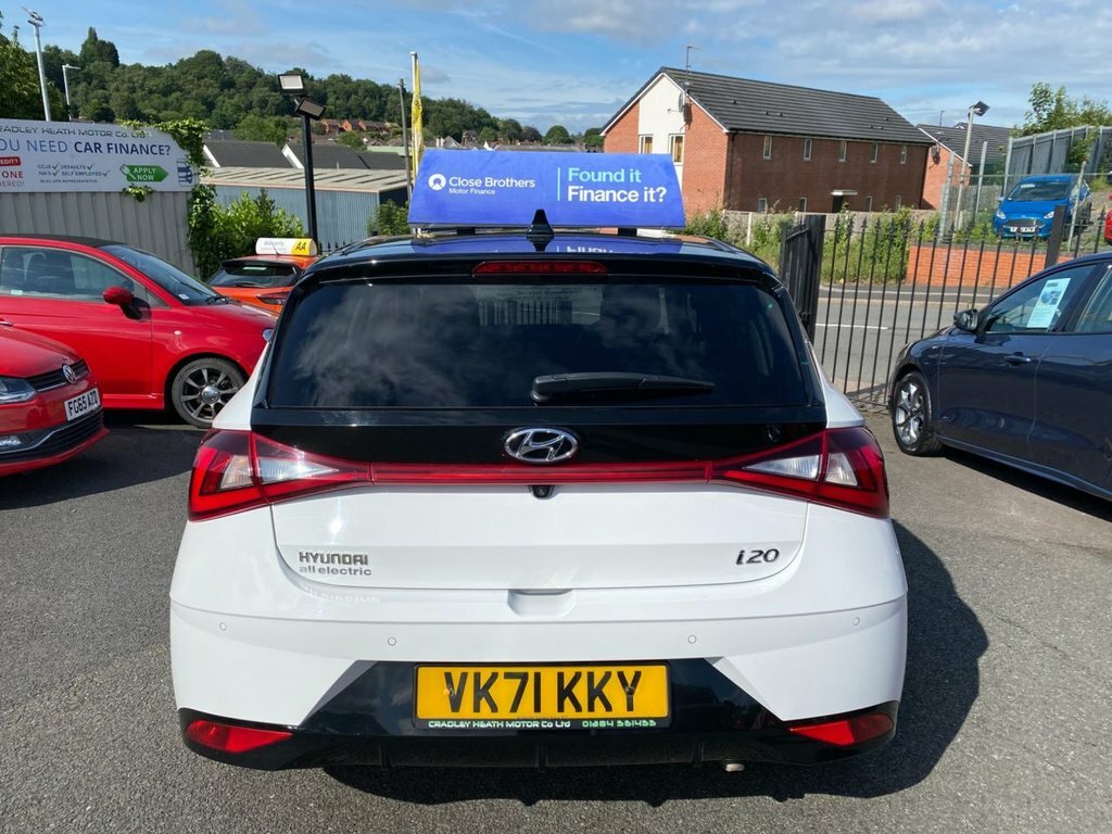 Hyundai I20 1L Se Connect White #5