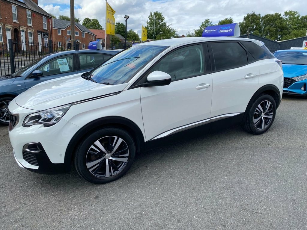 Peugeot 3008 1.2L Allure White #3
