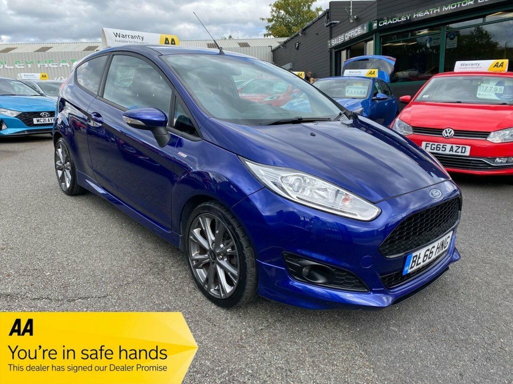 Ford Fiesta 1L St-line Blue