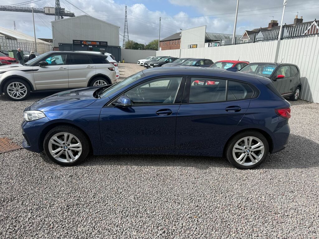 BMW 1 Series 1 Series Hatchback KM69UNZ Blue #5