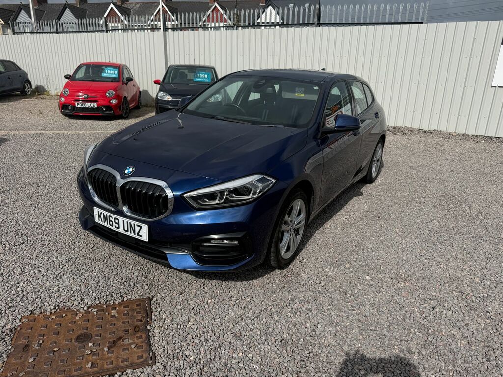 BMW 1 Series 1 Series Hatchback KM69UNZ Blue #4
