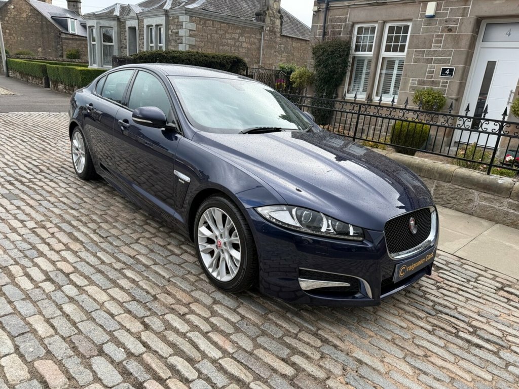 Jaguar XF Saloon Blue #4
