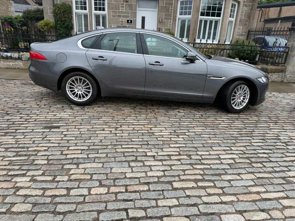 Jaguar XF 2.0 Xf Portfolio Grey #9