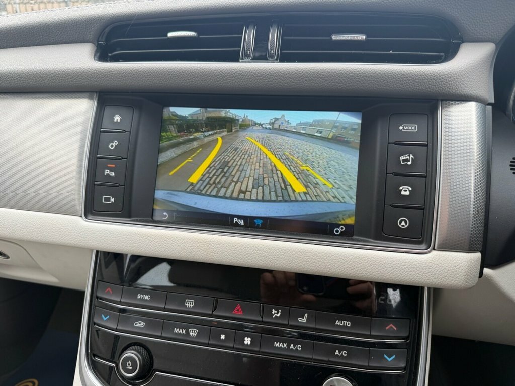 Jaguar XF 2.0 Xf Portfolio Grey #13