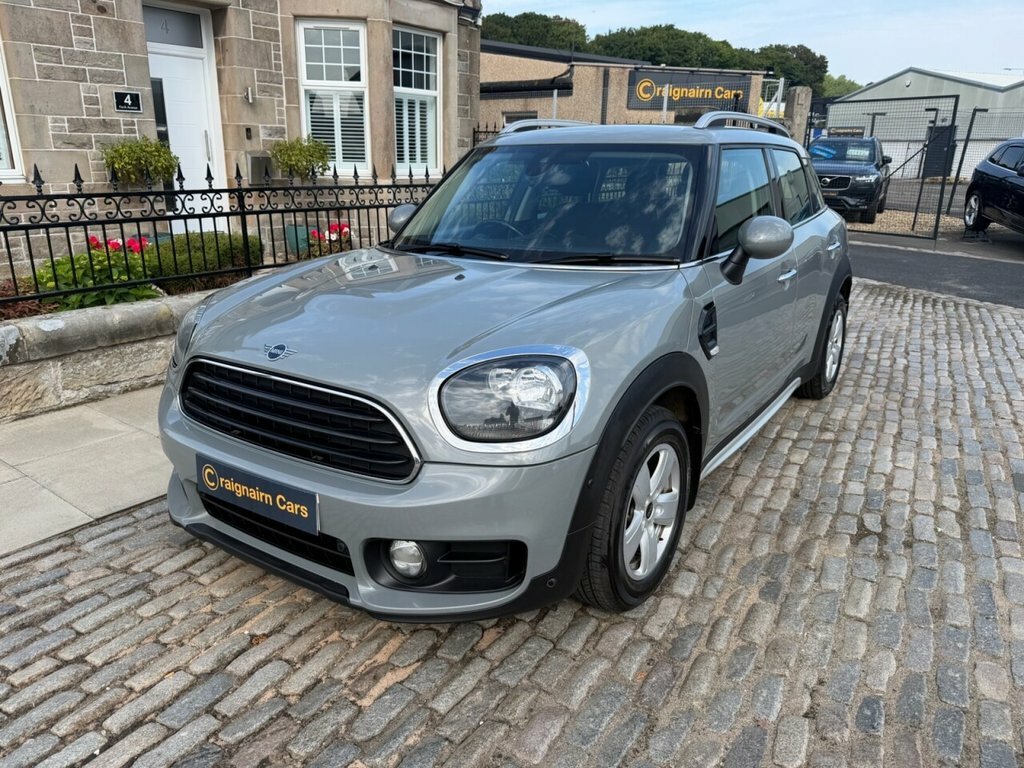 Mini Countryman Suv YD68TYW Grey #3