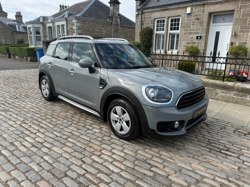 Mini Countryman Suv YD68TYW Grey #4
