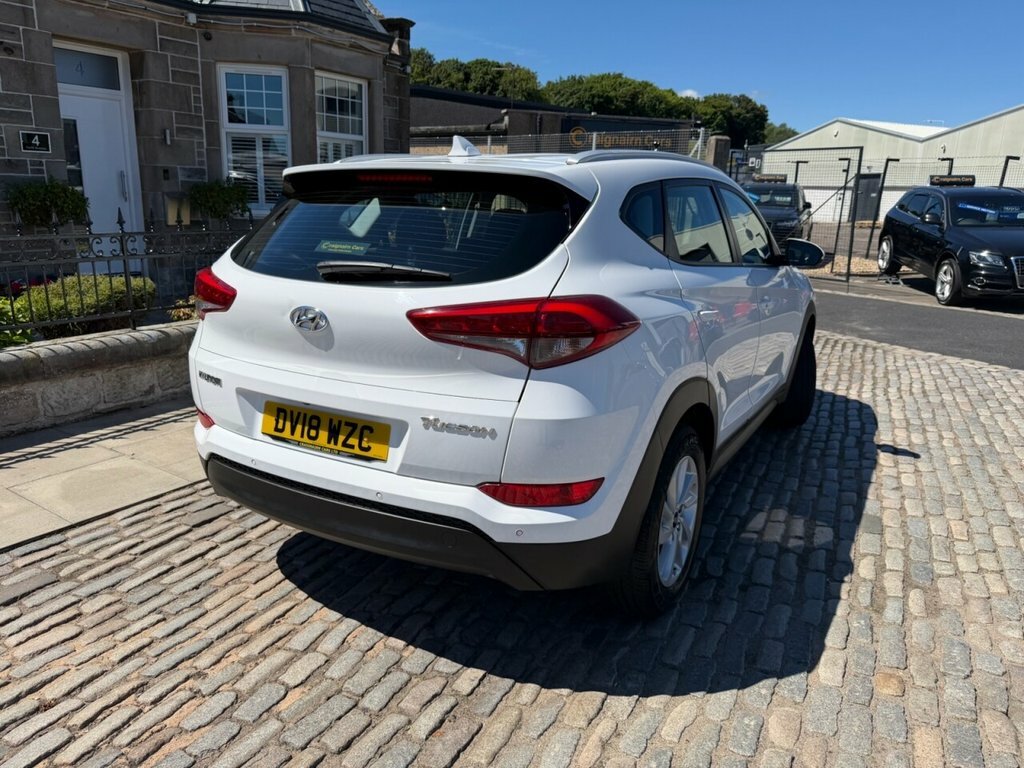 Hyundai Tucson Tucson Se Nav Blue Drive 2Wd Gdi White #5