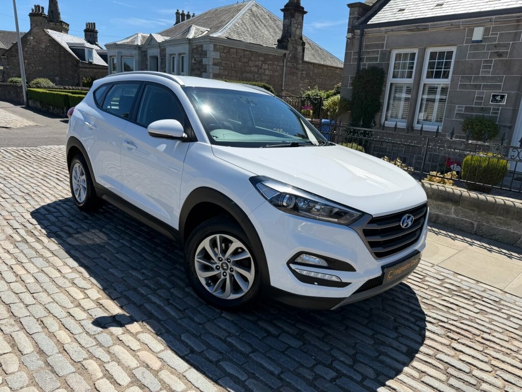 Hyundai Tucson Tucson Se Nav Blue Drive 2Wd Gdi White