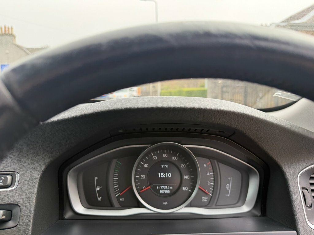 Volvo V60 D4 Se Lux Nav White #20