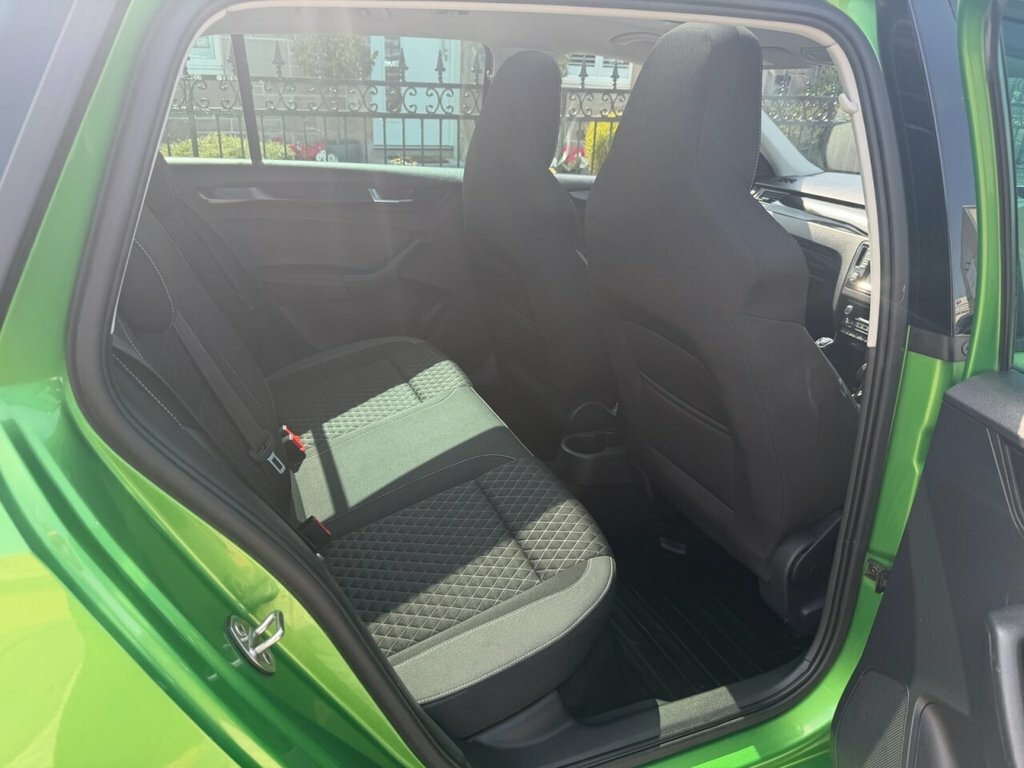 Skoda Rapid Spaceback 1.0 Tsi 110 Se Sport Blue #20