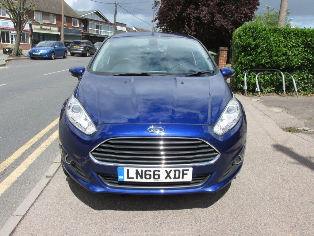 Ford Fiesta 1.0T Ecoboost Titanium Euro 6 Ss Blue