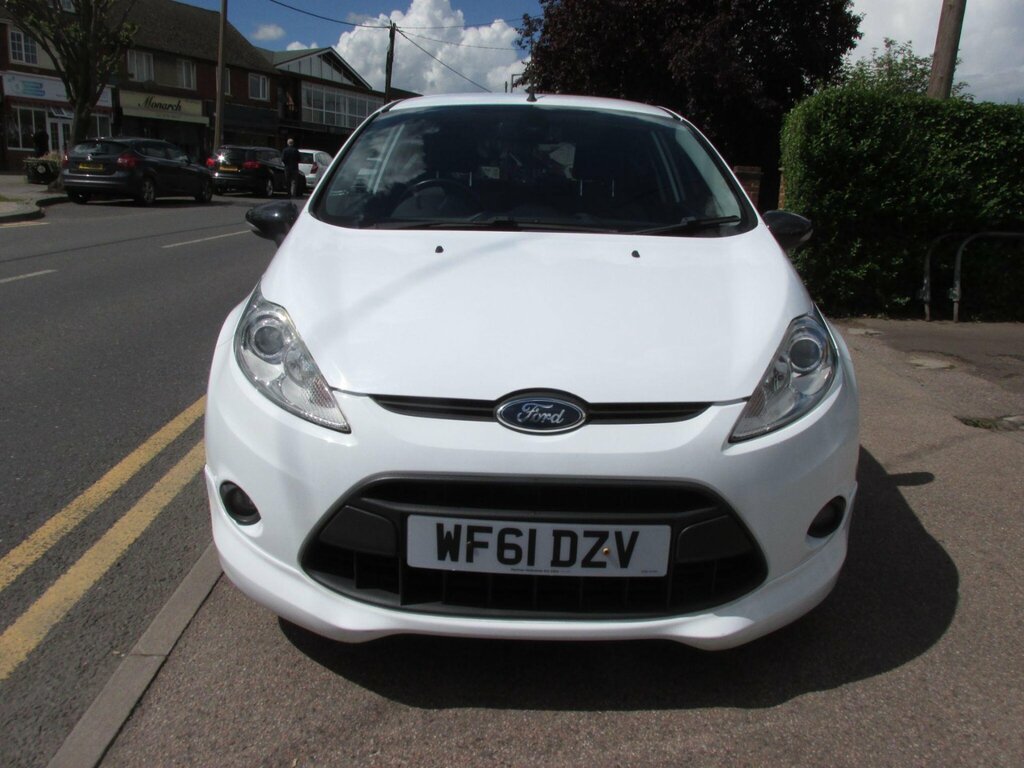 Ford Fiesta 1.4 Titanium Black #1