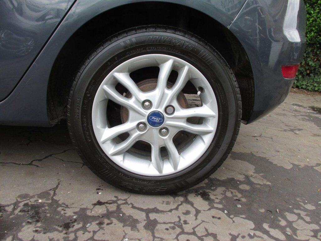 Ford Fiesta 1.0 Titanium 79 Silver #14