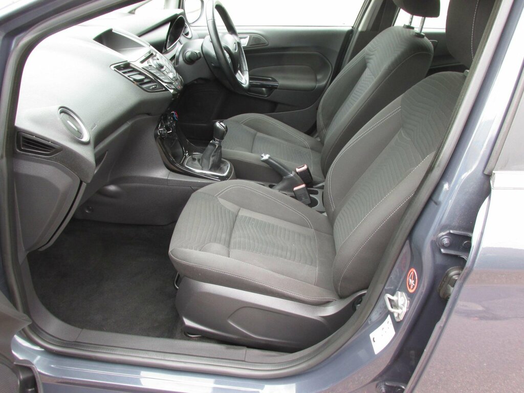 Ford Fiesta 1.0 Titanium 79 Silver #10