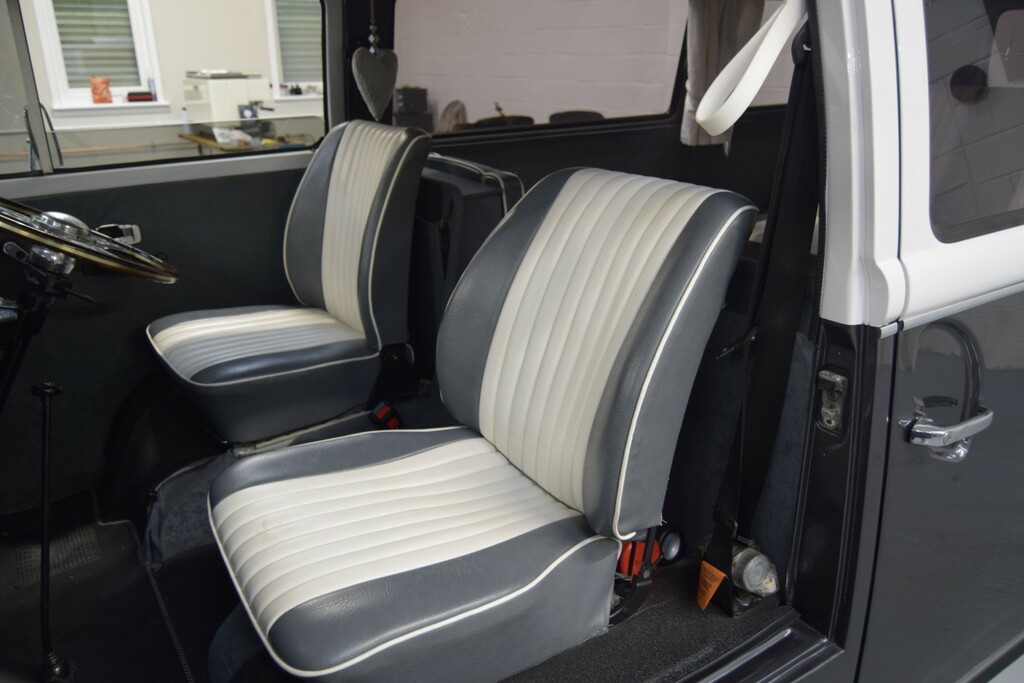 Volkswagen Campervan Campervan Silver #15