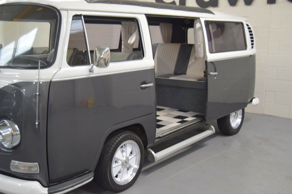 Volkswagen Campervan Campervan Silver #26