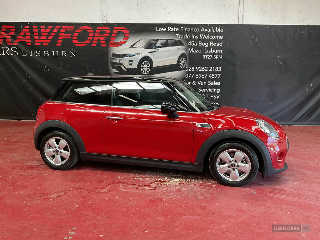 Mini Hatch 1.5 Cooper Red #2