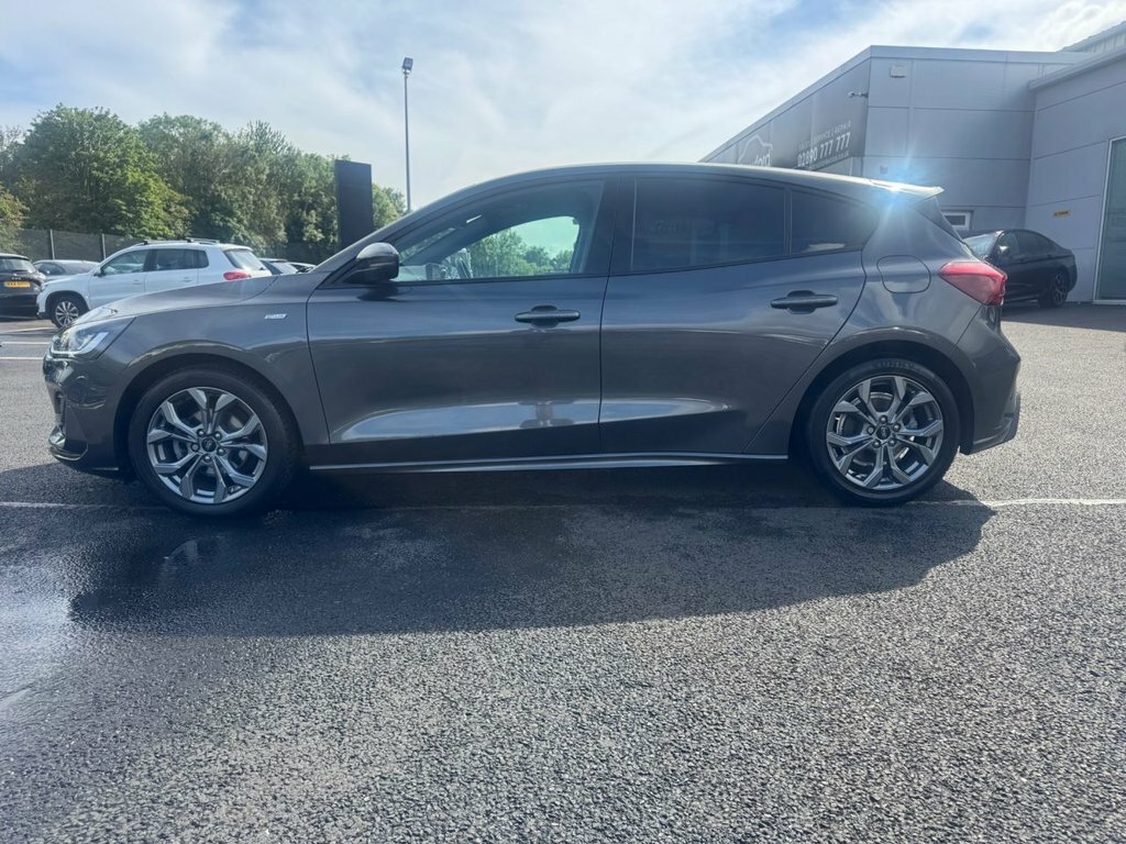 Ford Focus 1L St-line YM23VFY Grey #3